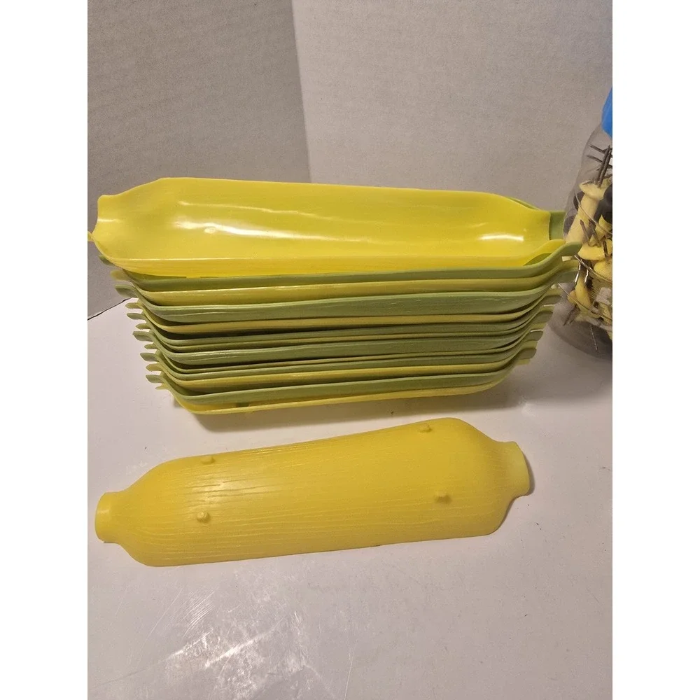 HUGE Lot of 106 Vintage Corn on the Cob Holders/Skewers corn Shape Pre-owned/388